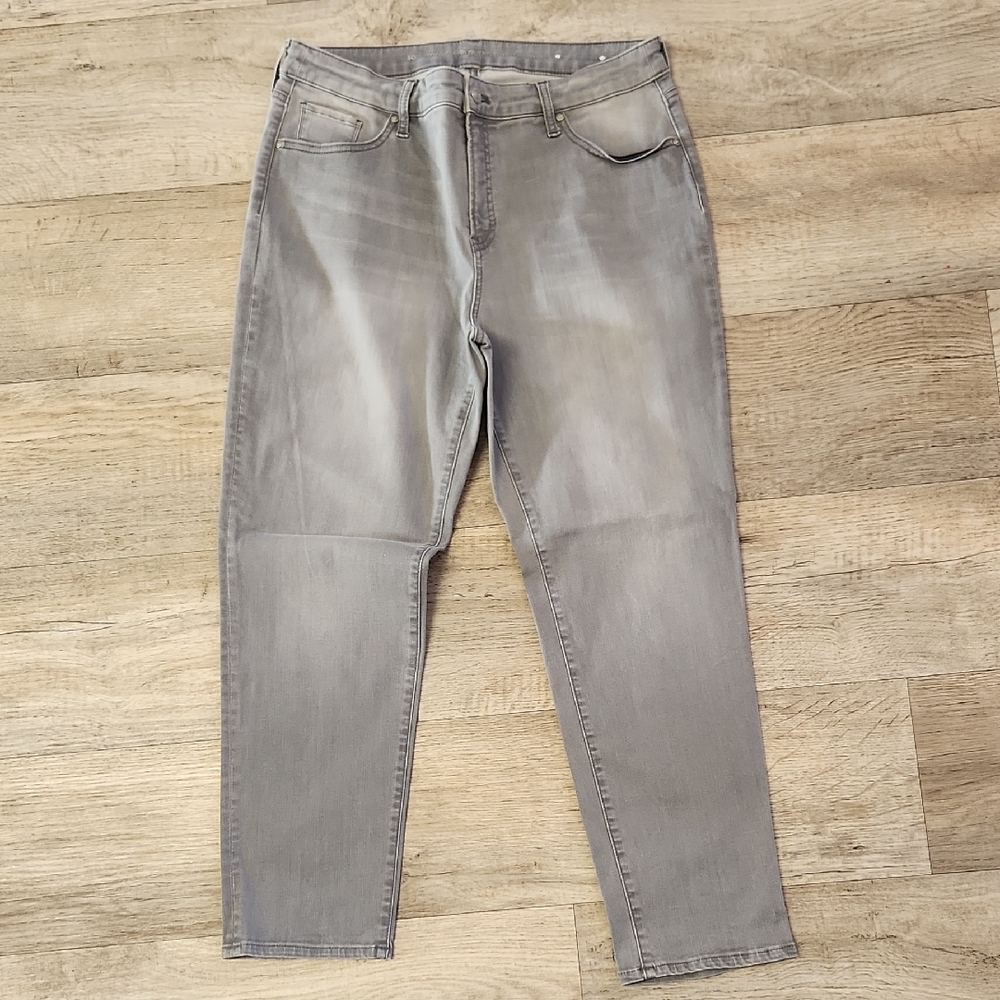 Spring Cleaning - Chico's Slimming B